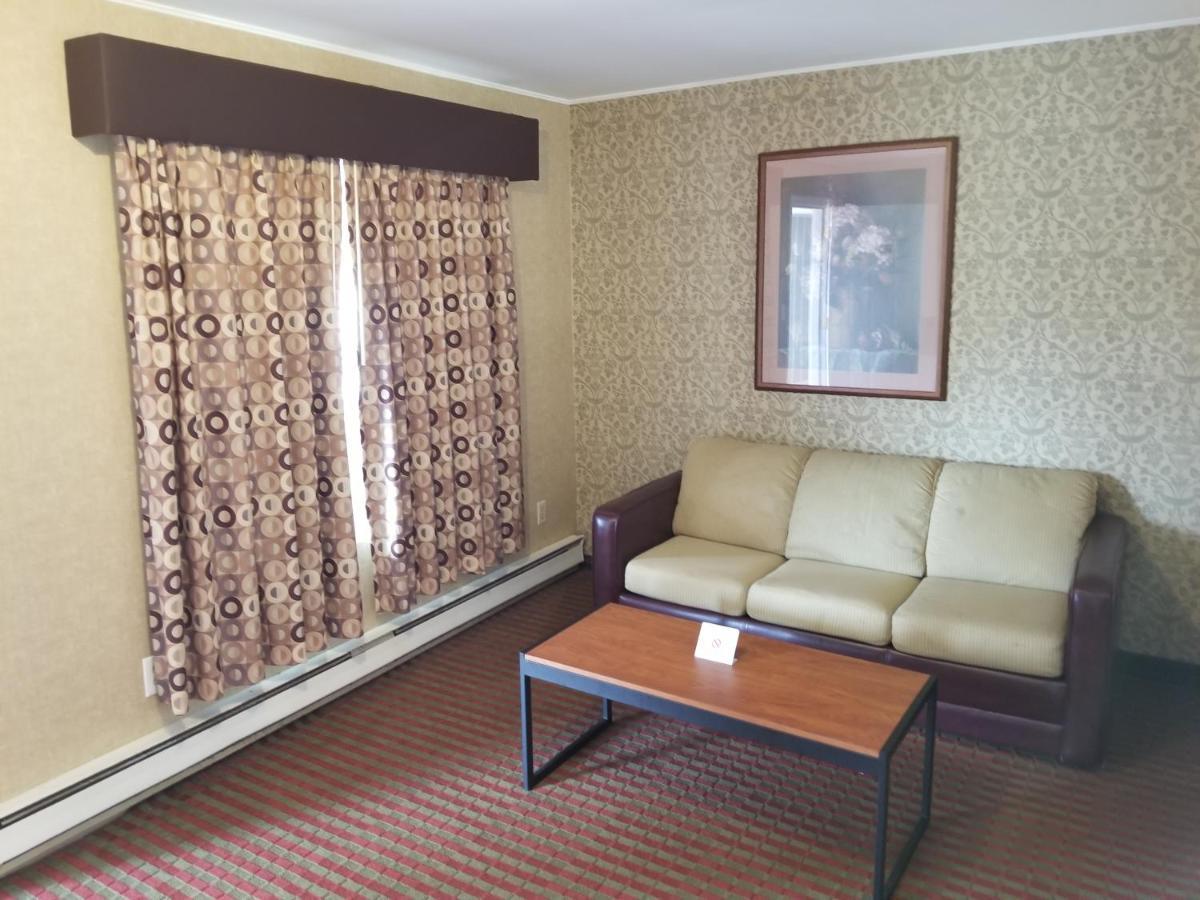 All Seasons Inn & Suites Bourne Dış mekan fotoğraf